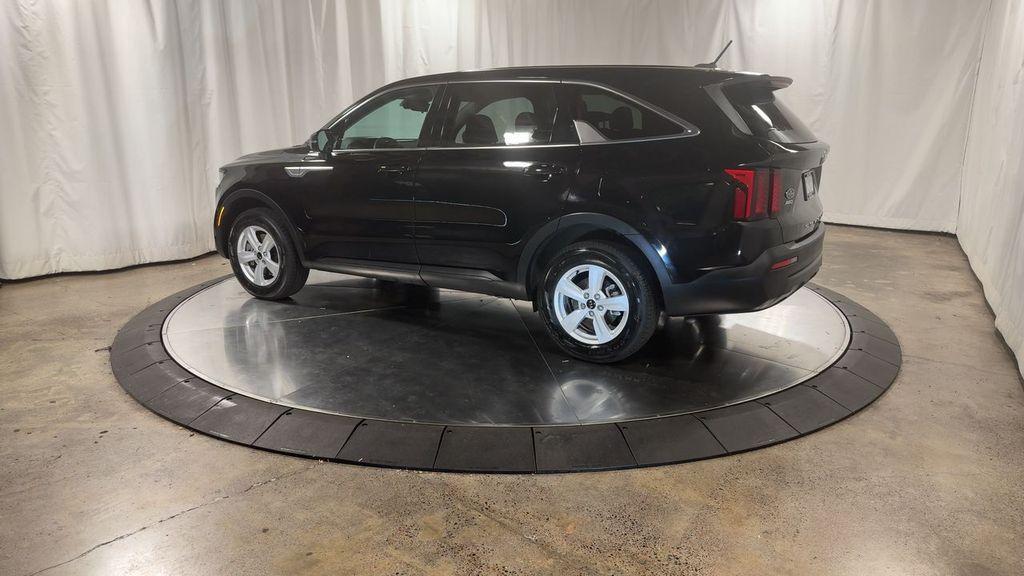 used 2021 Kia Sorento car, priced at $26,995