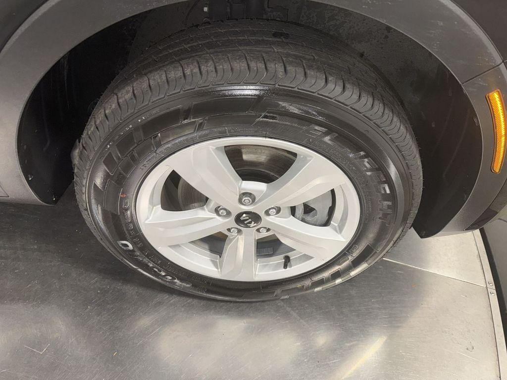 used 2021 Kia Sorento car, priced at $26,995