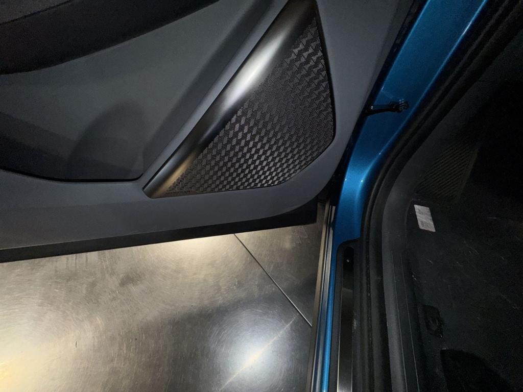 new 2026 Kia EV9 car, priced at $61,848