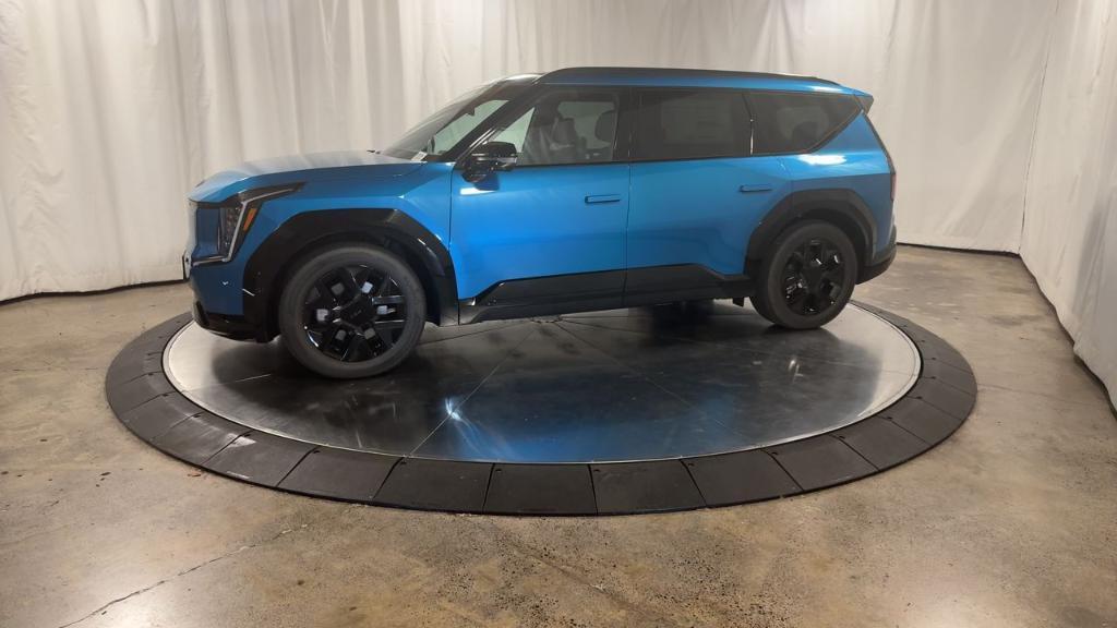 new 2026 Kia EV9 car, priced at $61,848