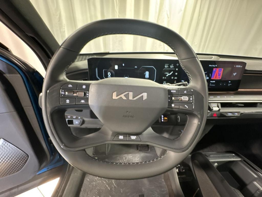 new 2026 Kia EV9 car, priced at $61,848