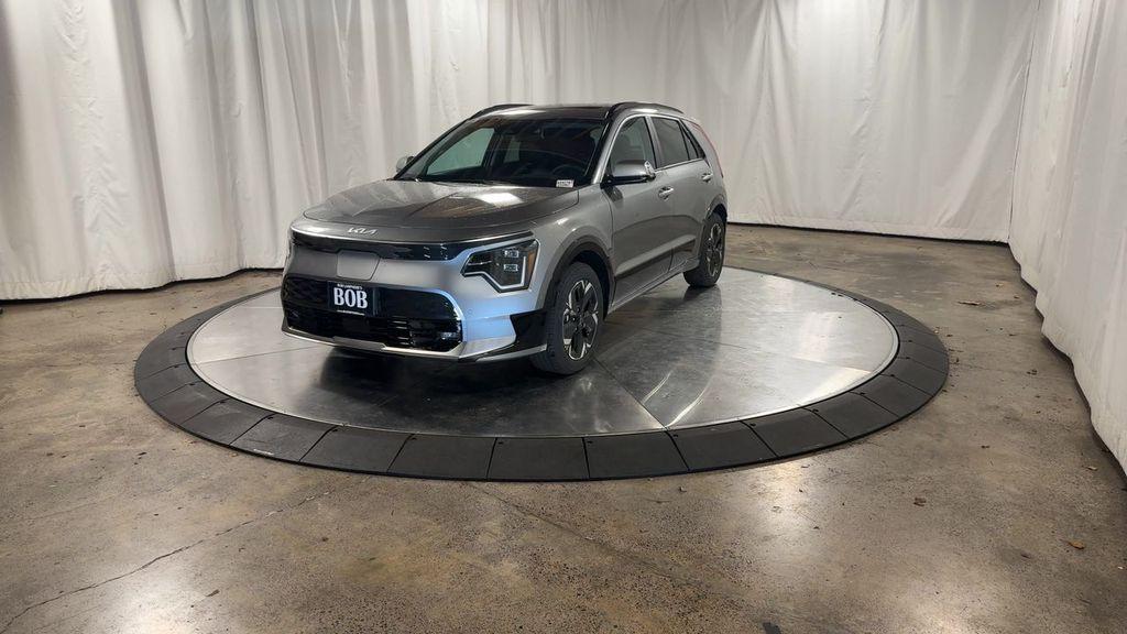 new 2025 Kia Niro EV car, priced at $37,672