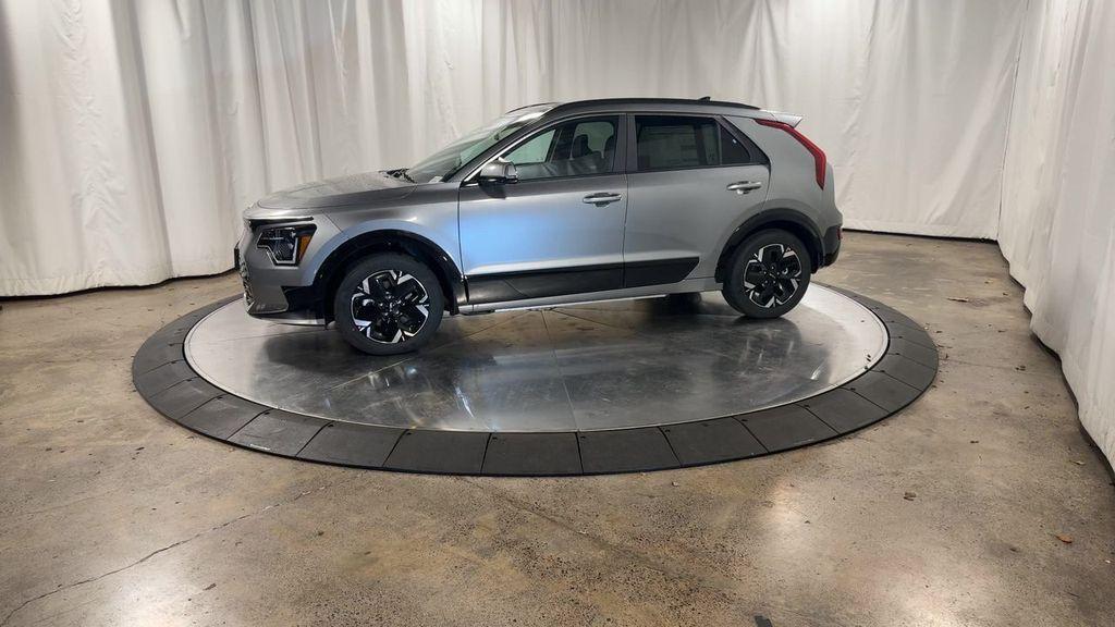 new 2025 Kia Niro EV car, priced at $37,672