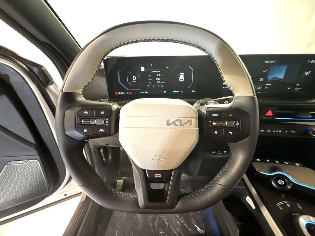 new 2025 Kia EV6 car, priced at $54,341