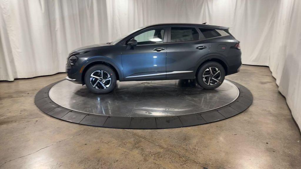 new 2025 Kia Sportage Hybrid car, priced at $32,124