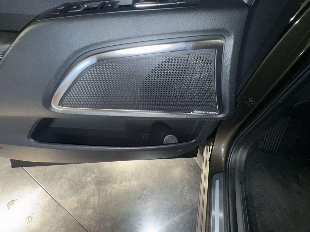 new 2025 Kia Telluride car, priced at $51,468