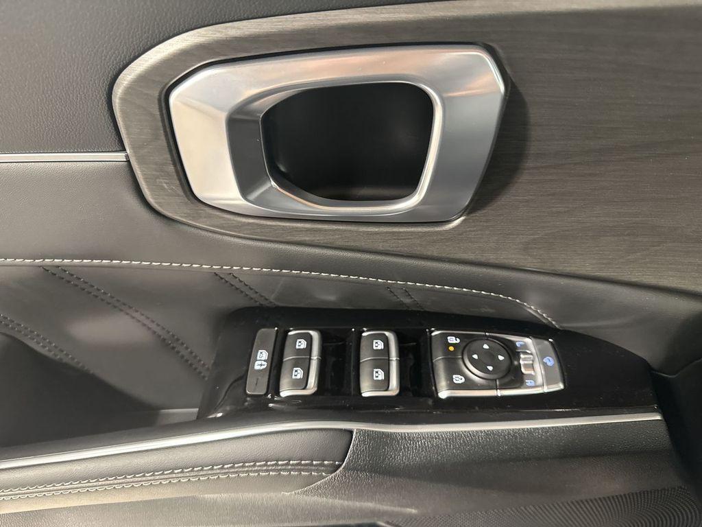 new 2025 Kia Sorento car, priced at $43,314