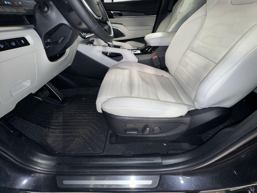 new 2025 Kia Telluride car, priced at $50,950