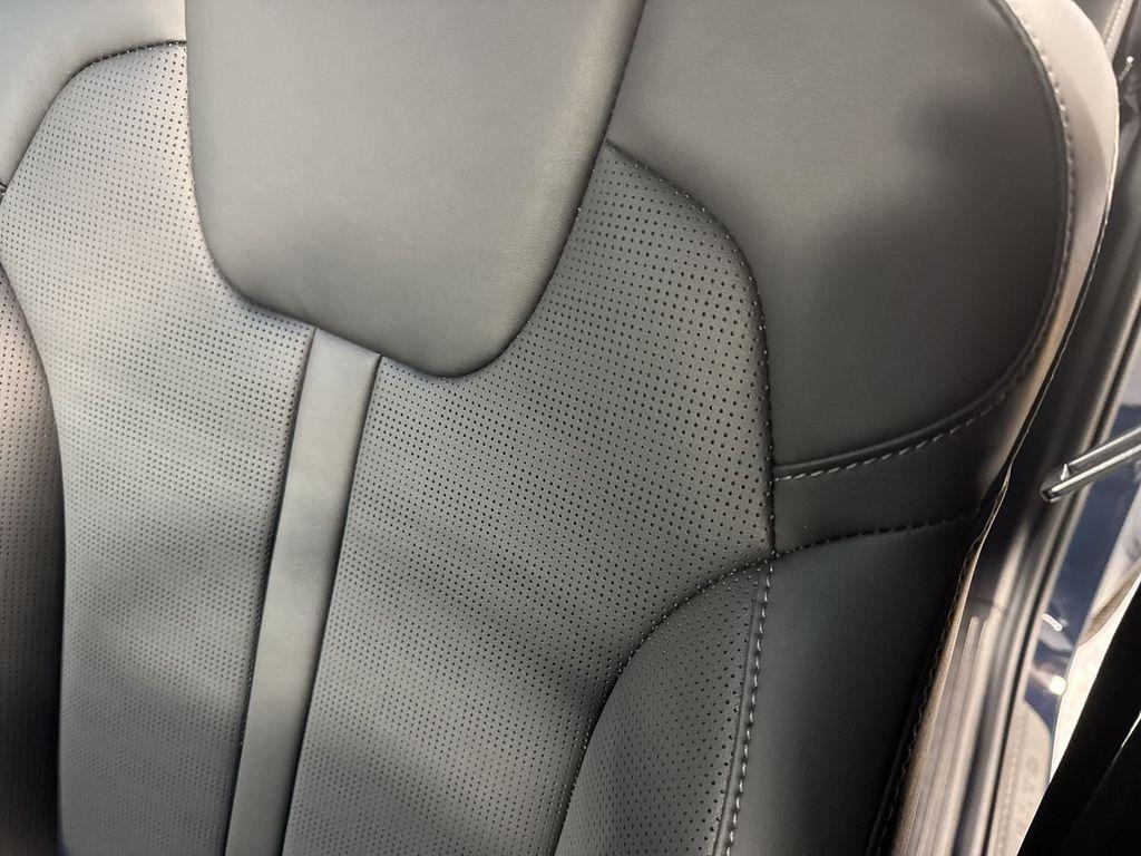 new 2025 Kia Sorento car, priced at $41,016