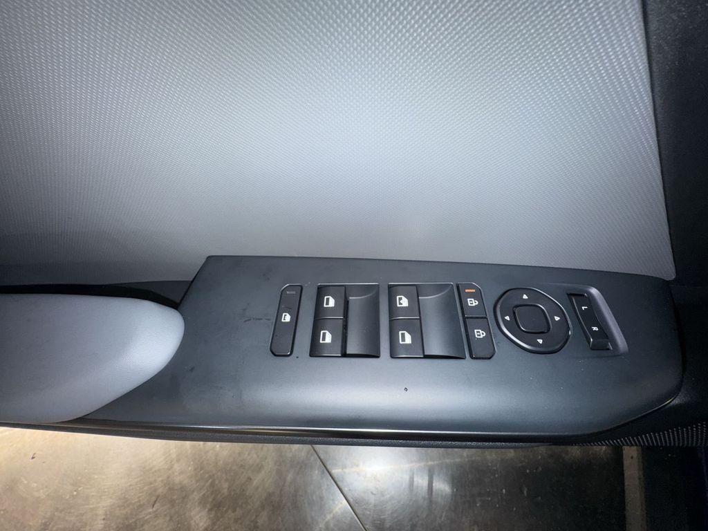 new 2025 Kia K4 car, priced at $23,682