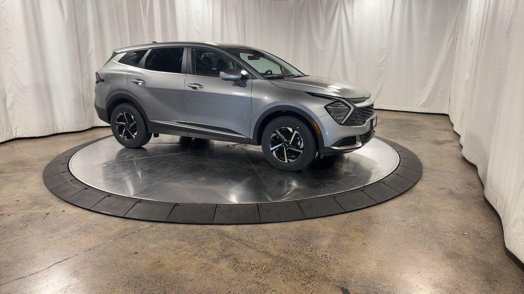 new 2025 Kia Sportage Hybrid car, priced at $30,455