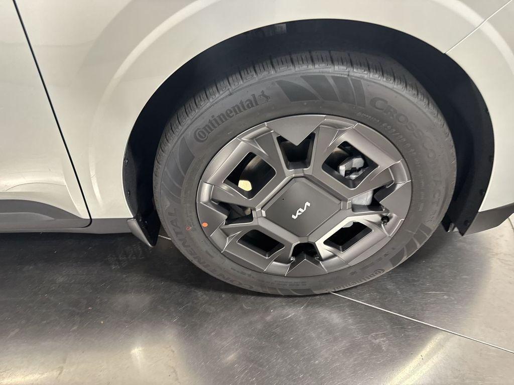 new 2026 Kia Carnival Hybrid car, priced at $42,819