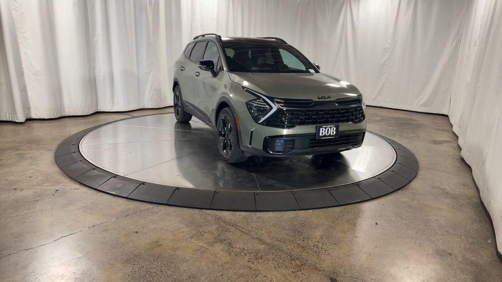 new 2025 Kia Sportage Plug-In Hybrid car, priced at $45,100