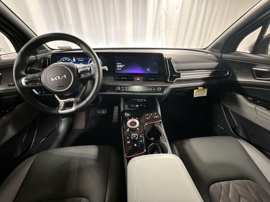 new 2025 Kia Sportage Plug-In Hybrid car, priced at $45,100