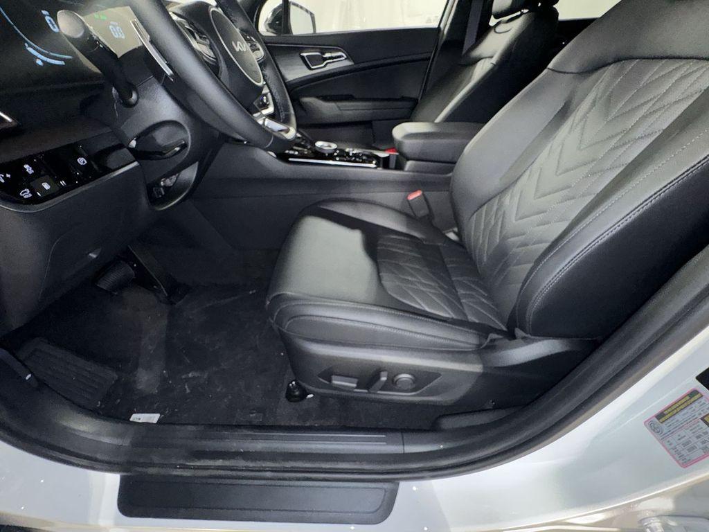 new 2025 Kia Sportage Plug-In Hybrid car, priced at $41,483