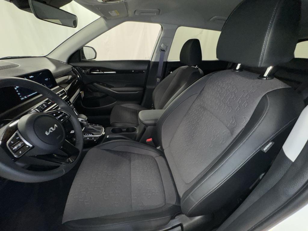 new 2026 Kia Seltos car, priced at $29,050