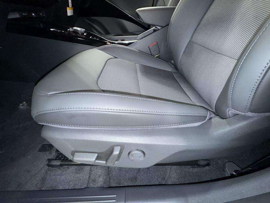 new 2025 Kia Niro EV car, priced at $34,200