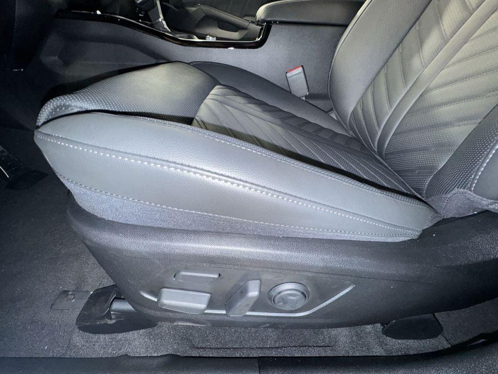 new 2025 Kia Sorento car, priced at $45,735