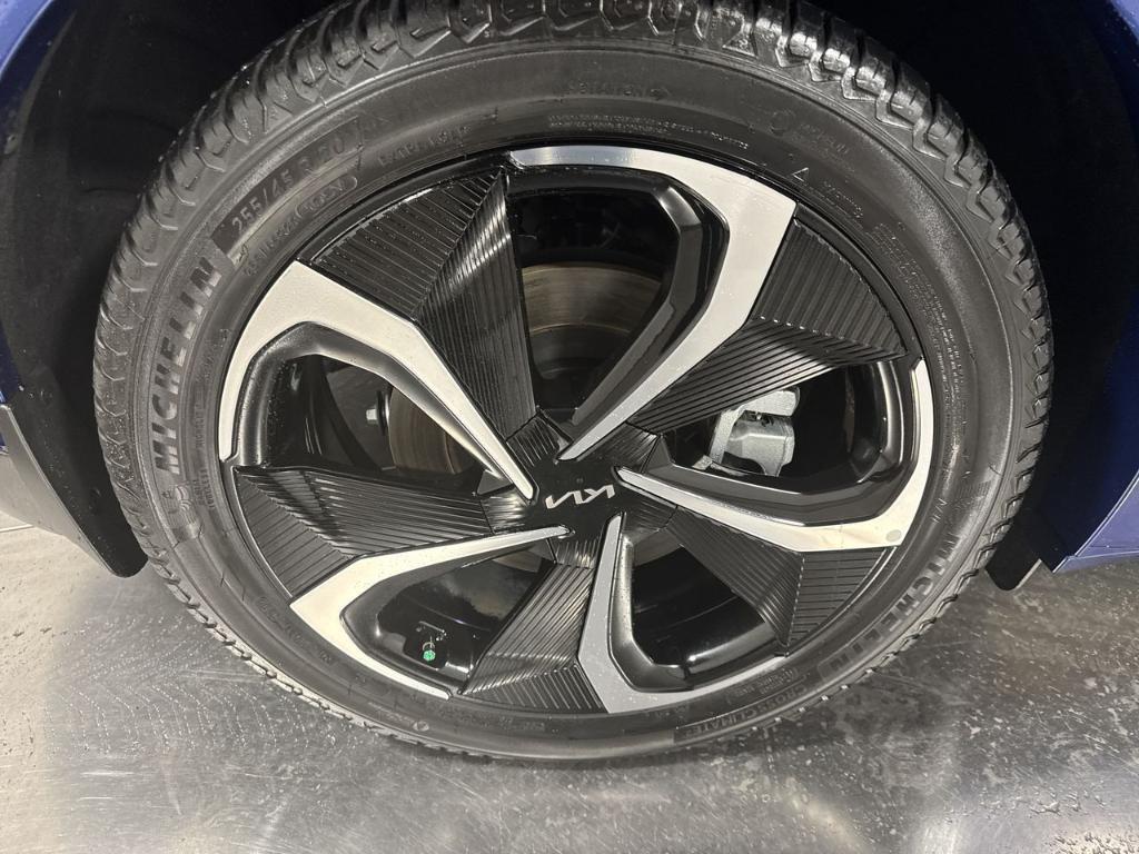 used 2023 Kia EV6 car, priced at $35,702