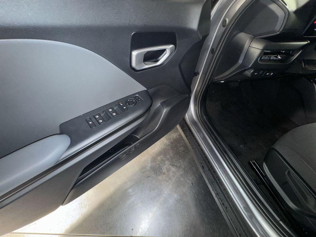 new 2025 Kia K4 car, priced at $23,682