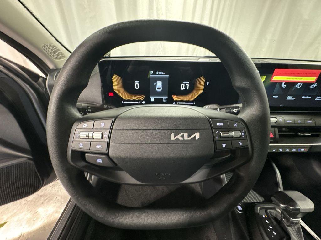 new 2025 Kia K4 car, priced at $23,682