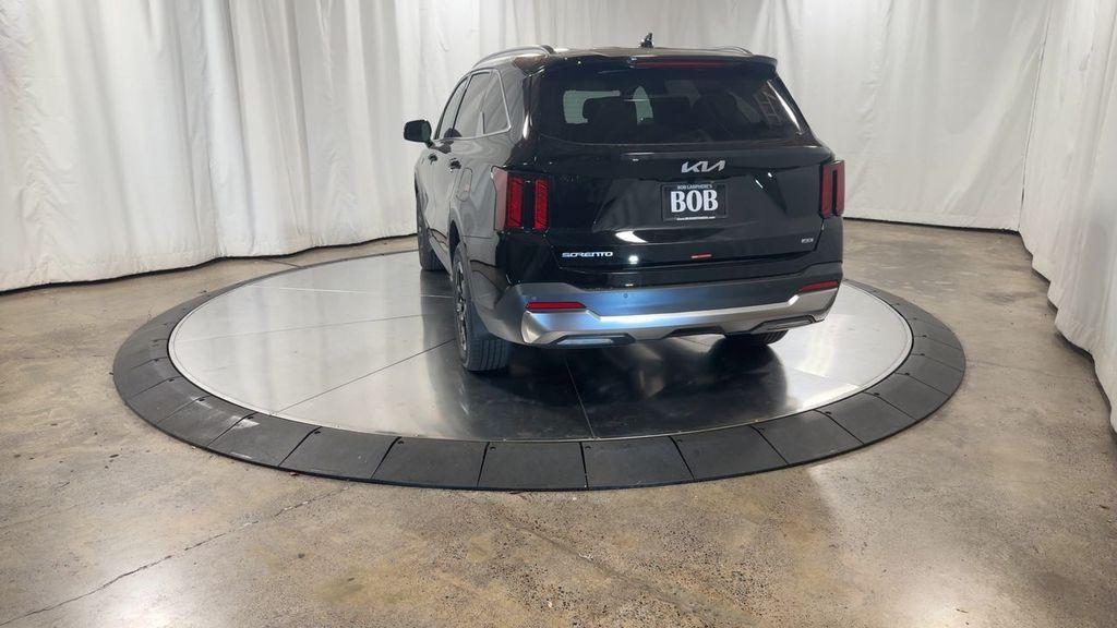 new 2025 Kia Sorento car, priced at $37,271