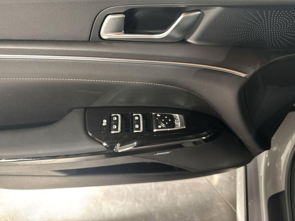 new 2025 Kia K5 car, priced at $30,630
