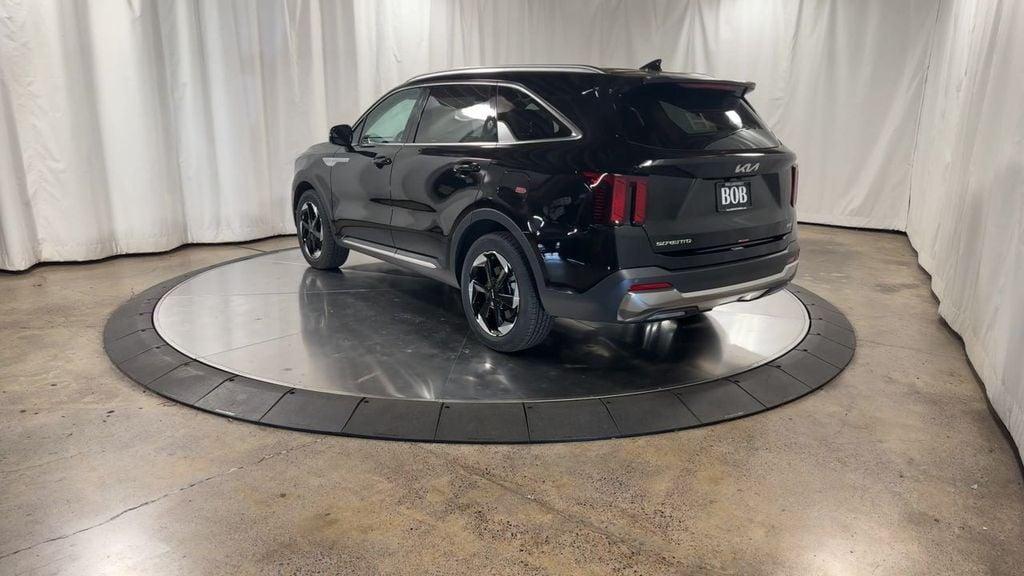 new 2025 Kia Sorento Hybrid car, priced at $38,875