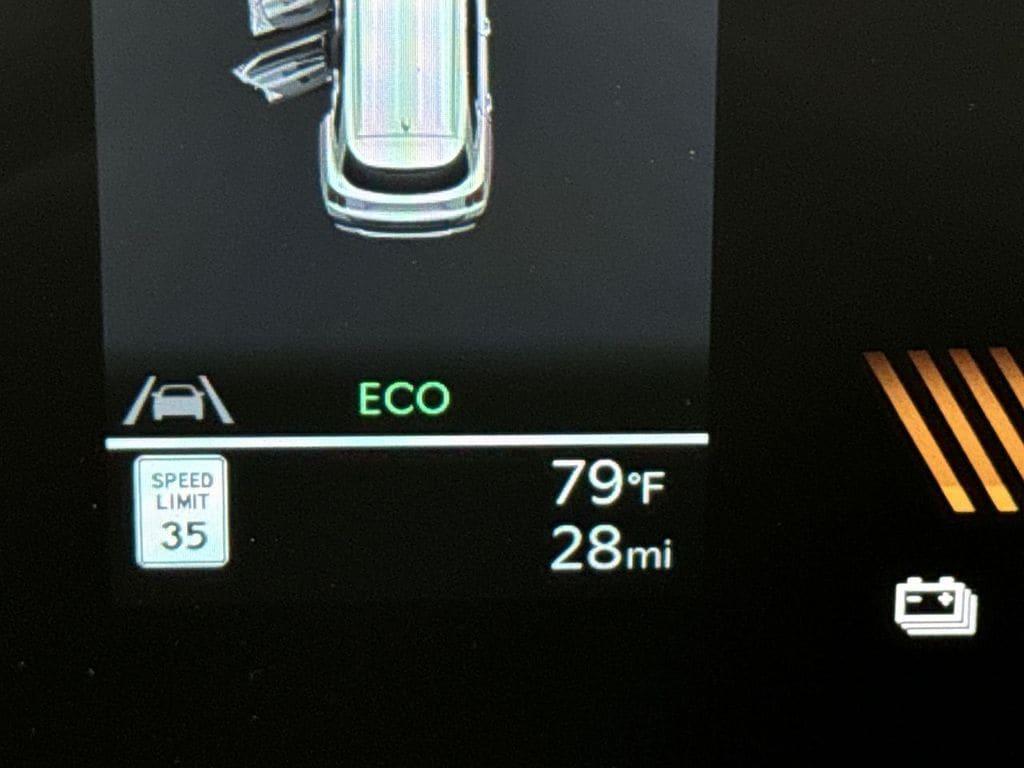 new 2025 Kia Sorento Hybrid car, priced at $38,875