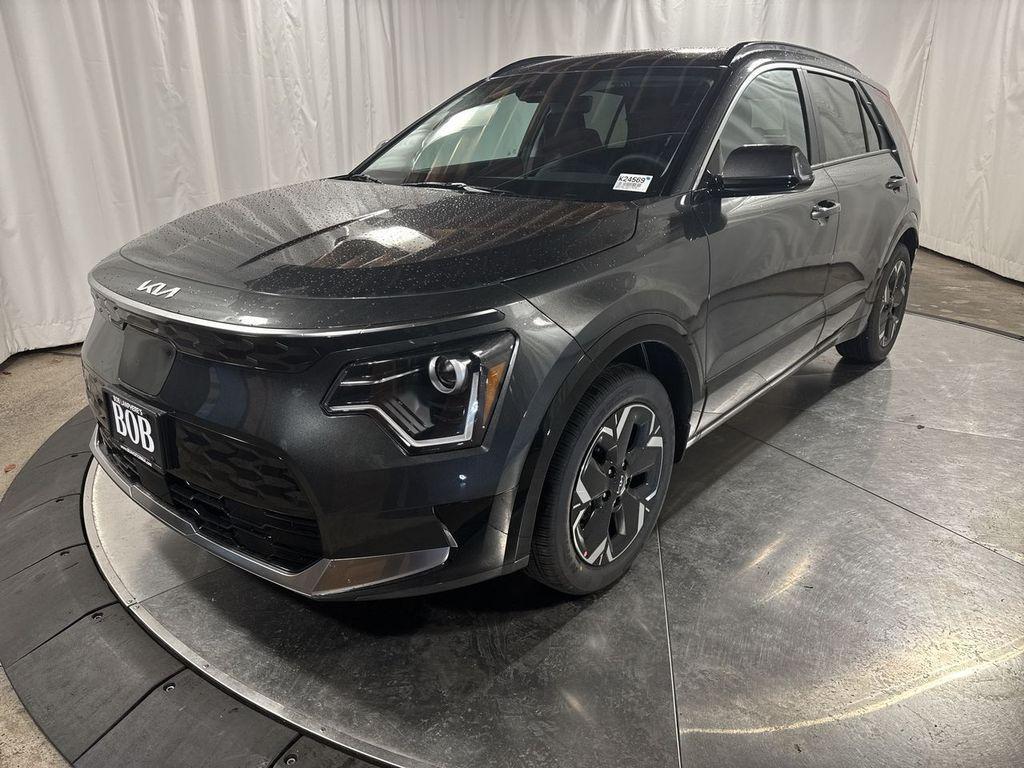 new 2025 Kia Niro EV car, priced at $34,065