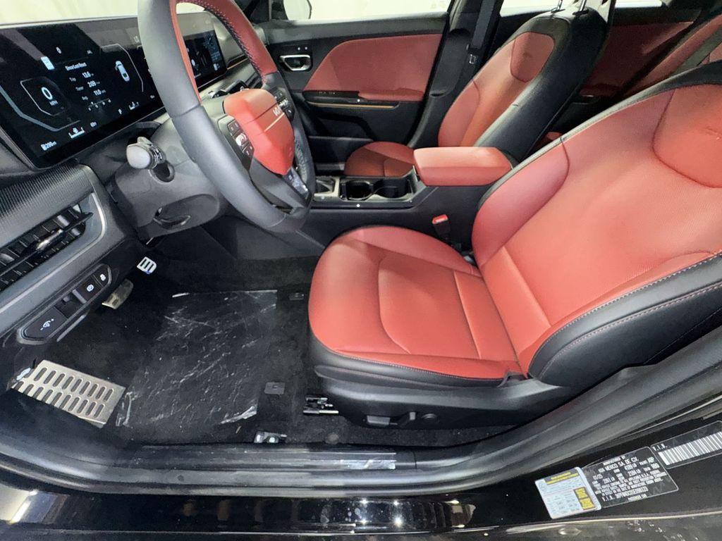 new 2025 Kia K4 car, priced at $29,439