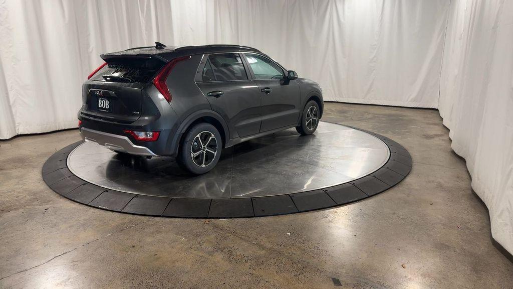 new 2025 Kia Niro car, priced at $29,695