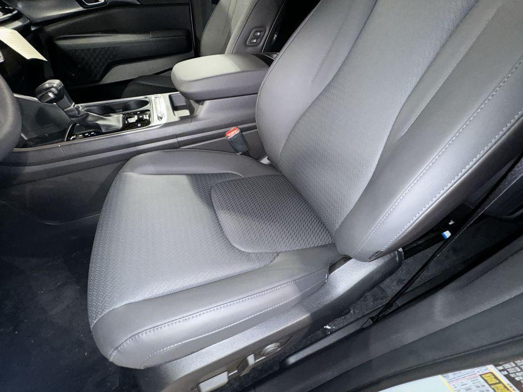 new 2025 Kia Carnival car, priced at $46,863