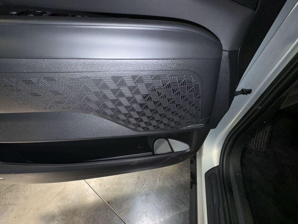new 2025 Kia Carnival car, priced at $46,863