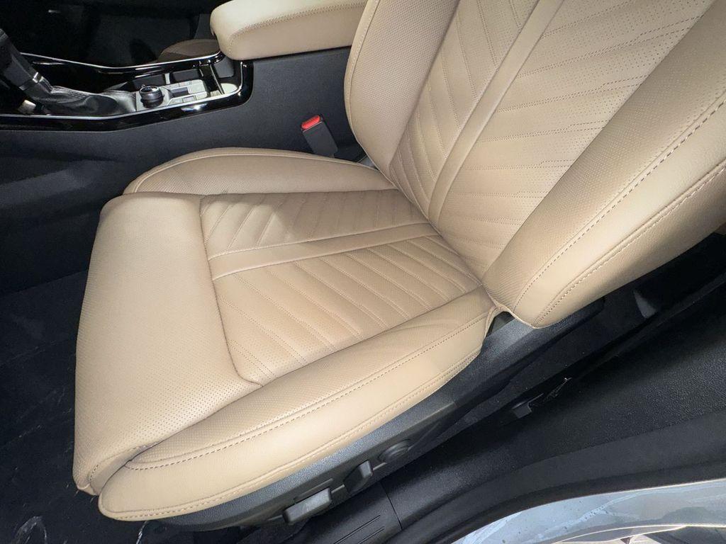 new 2025 Kia Sorento car, priced at $47,501