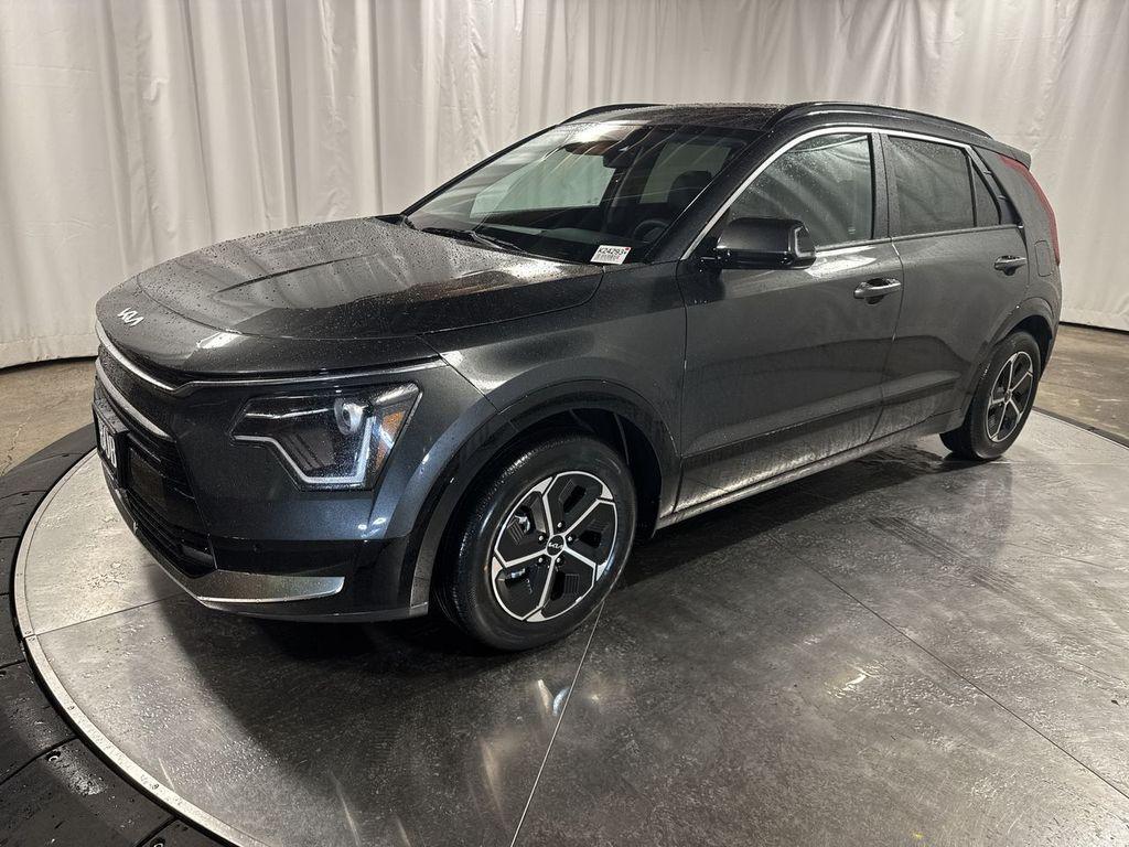 new 2025 Kia Niro car, priced at $32,735