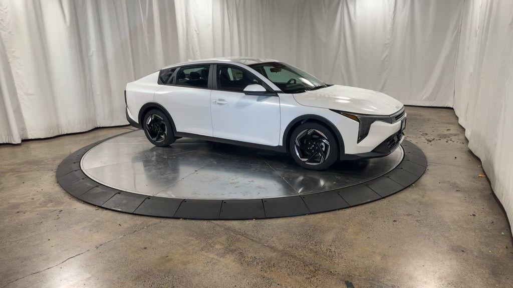 new 2025 Kia K4 car, priced at $23,965