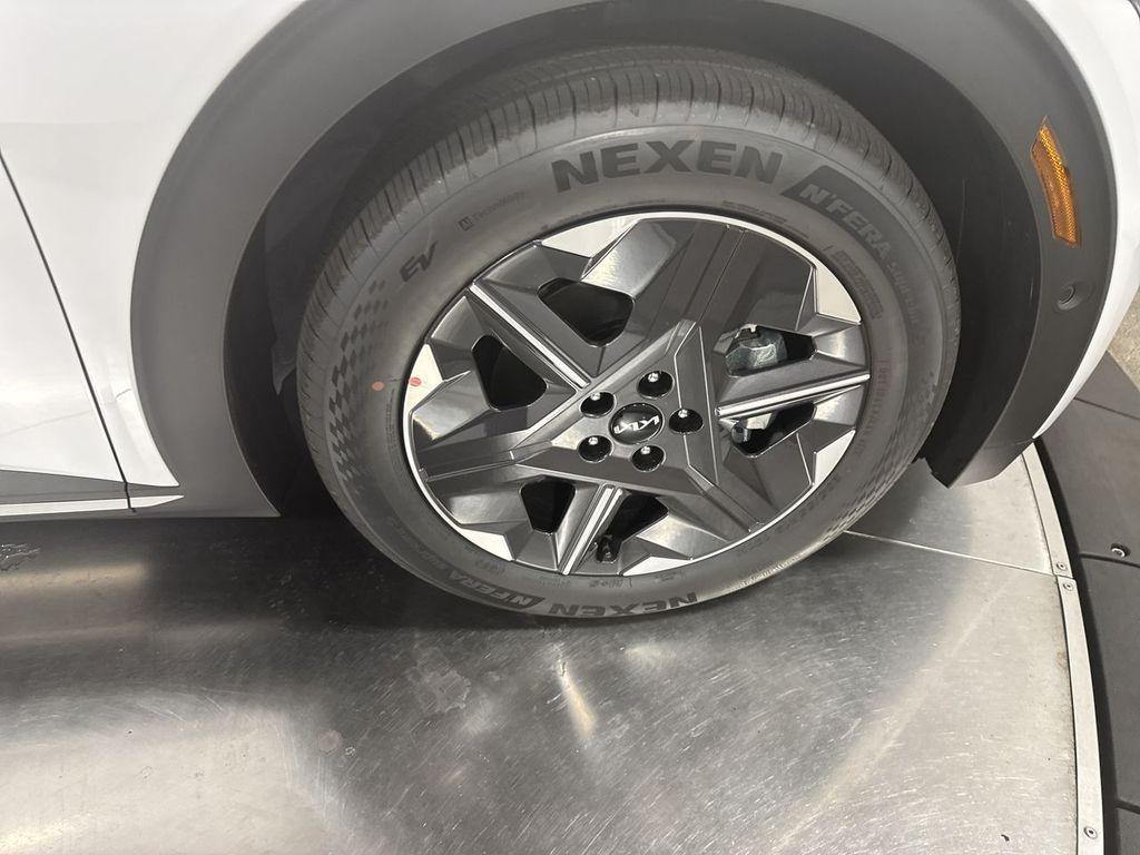 new 2025 Kia EV6 car, priced at $49,287