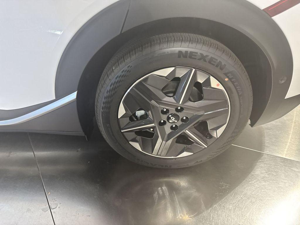 new 2025 Kia EV6 car, priced at $49,287