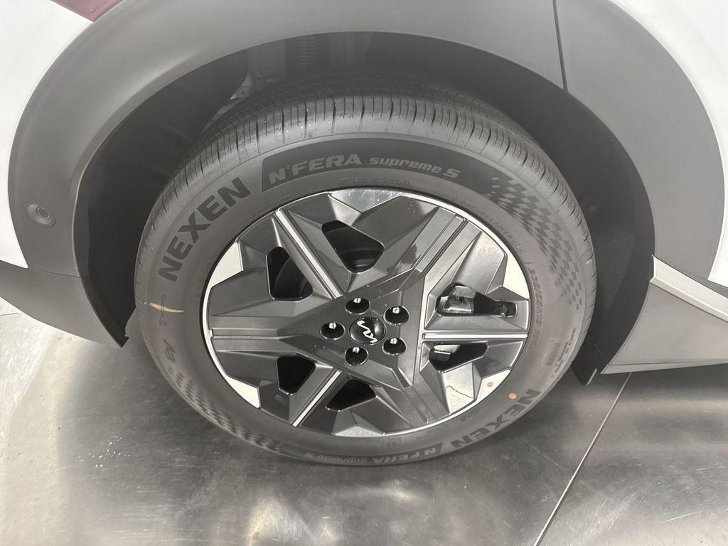 new 2025 Kia EV6 car, priced at $49,287