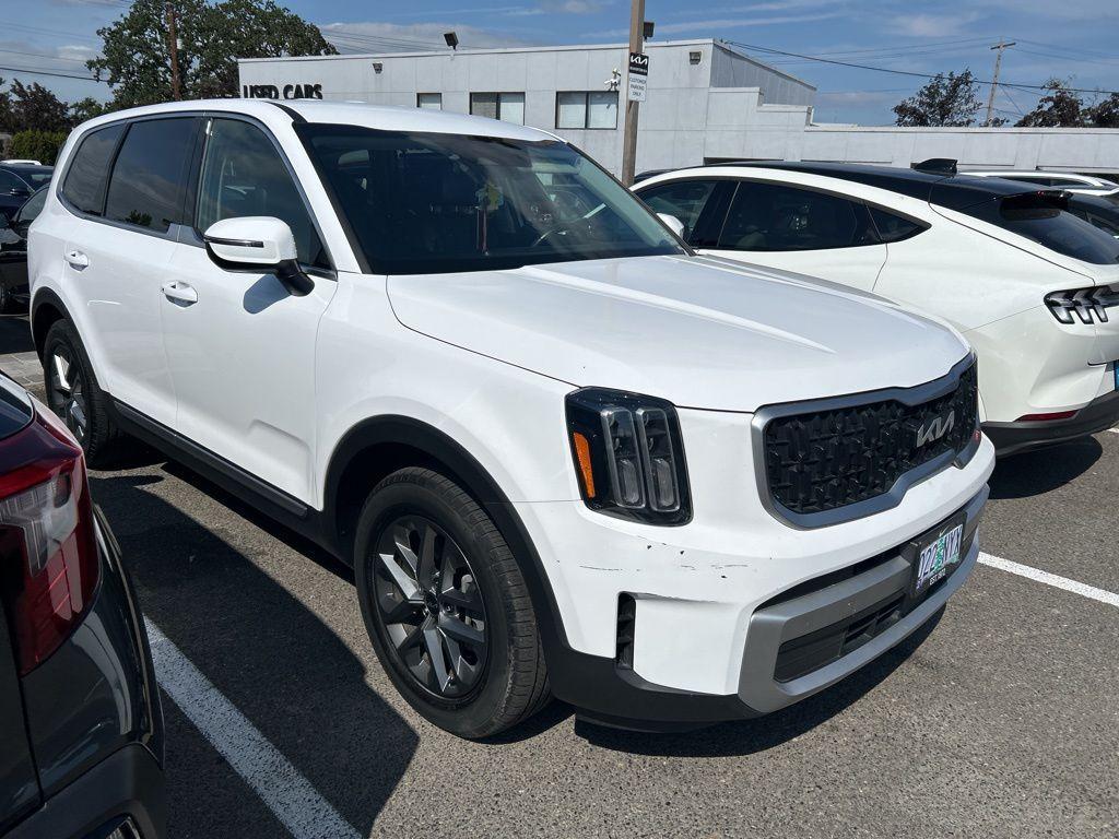 used 2023 Kia Telluride car, priced at $32,995