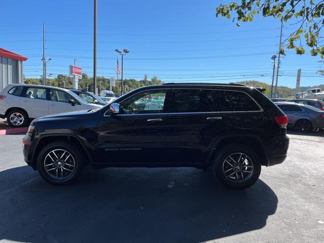 used 2017 Jeep Grand Cherokee car, priced at $15,550