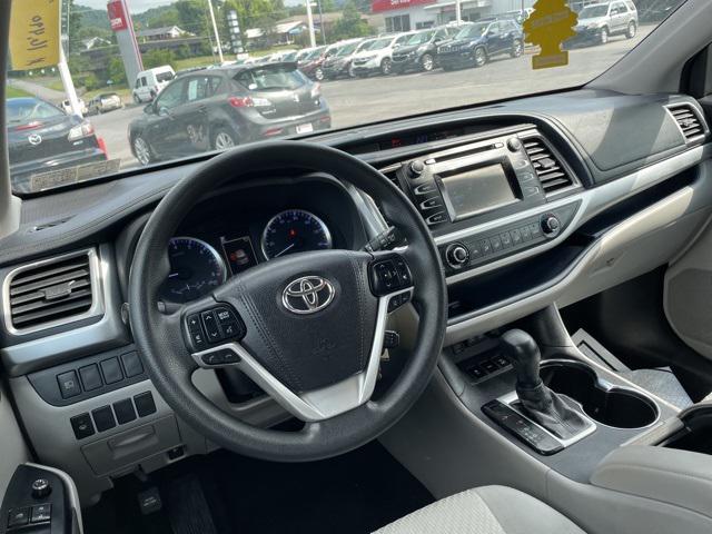 used 2018 Toyota Highlander car, priced at $15,950