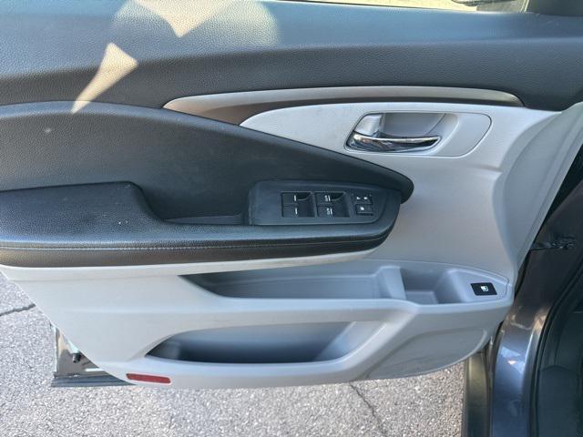 used 2016 Honda Pilot car, priced at $15,900