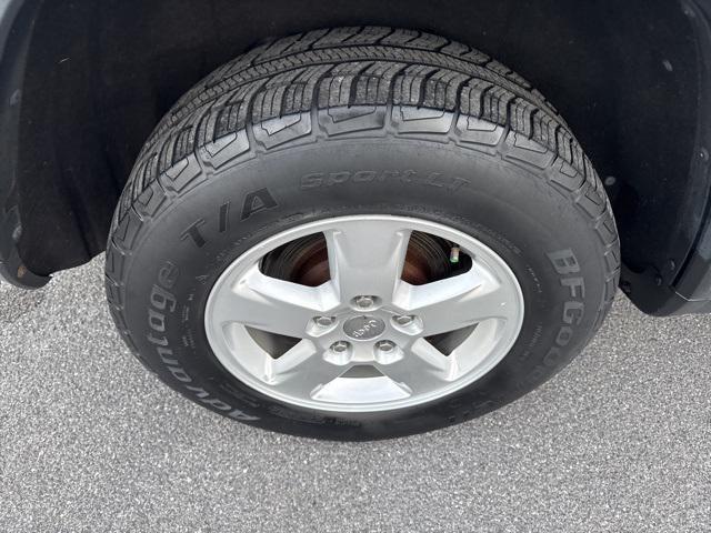 used 2013 Jeep Grand Cherokee car, priced at $7,990