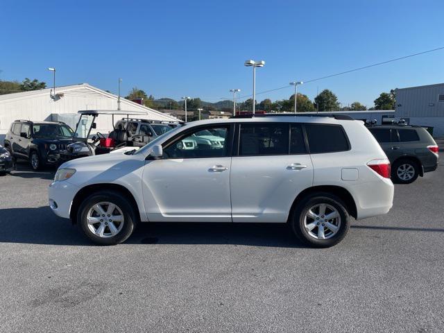 used 2010 Toyota Highlander car, priced at $8,250