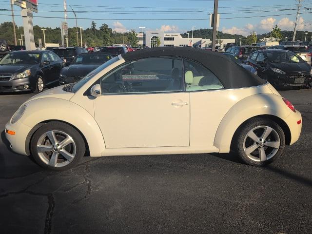 used 2007 Volkswagen New Beetle car, priced at $5,900