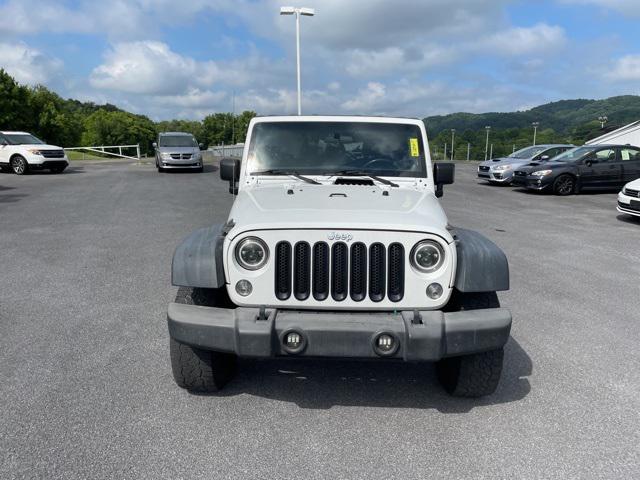 used 2014 Jeep Wrangler Unlimited car, priced at $13,450