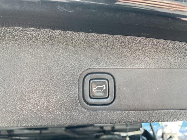 used 2013 Chevrolet Tahoe car, priced at $13,950