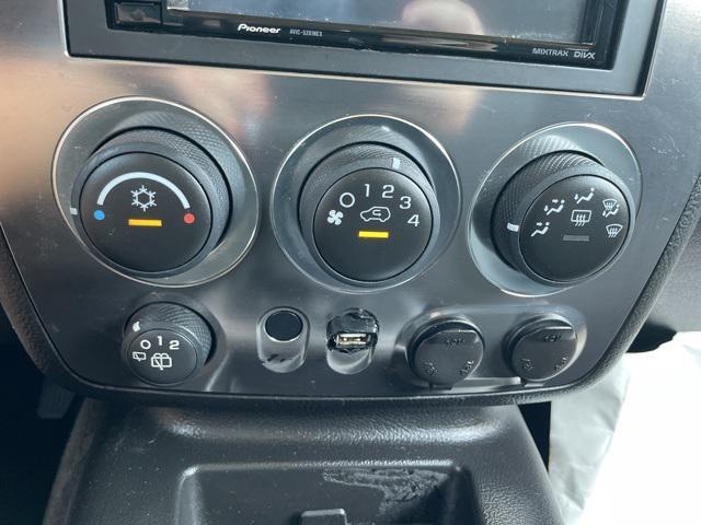 used 2009 Hummer H3 car, priced at $8,850